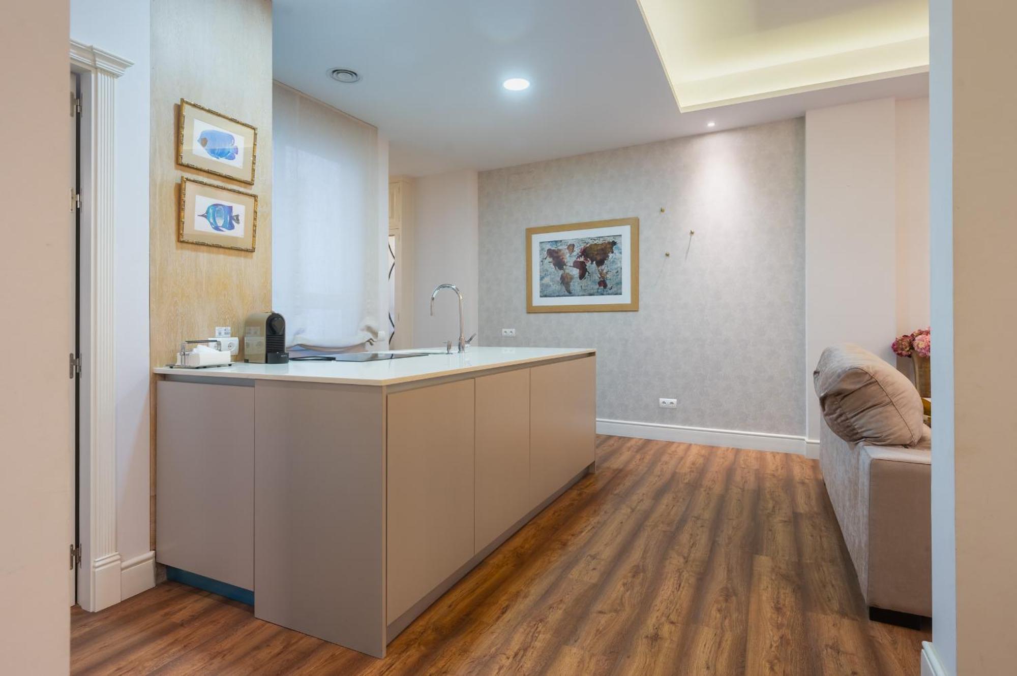 Centro Luxe 3 Rooms Seville Exterior photo